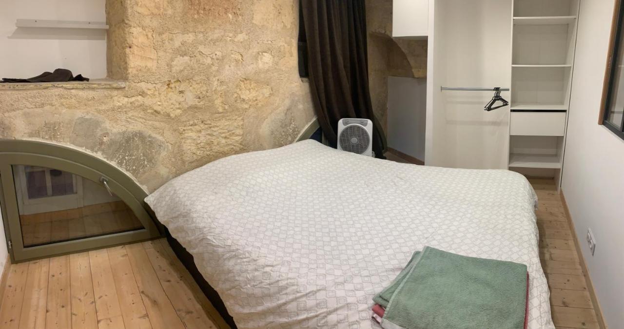 Chambre Avec Salle De Bain Et Cuisine Privee Centre Ville Historique Avec Climatisation Et Patio 波尔多 外观 照片